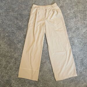 Crème dress pants